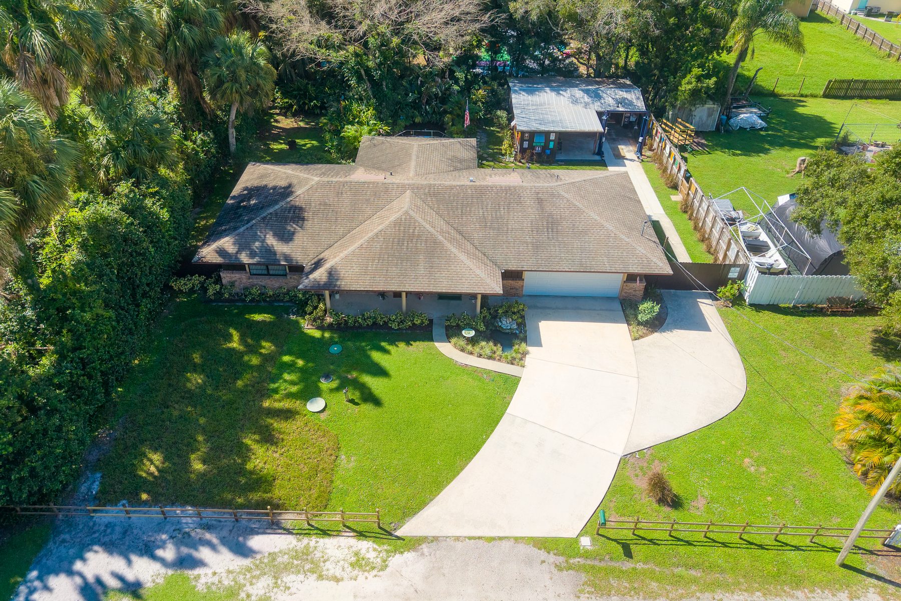 Aerial view — 351 Baysinger Ave